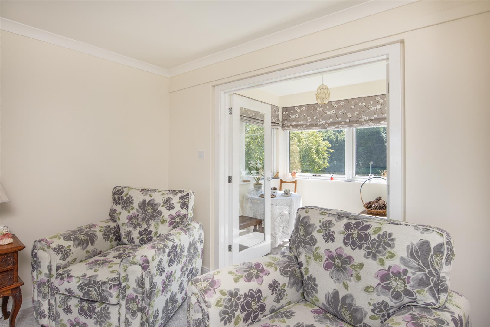 8 Mayfield Gardens, Kelso Hastings Legal